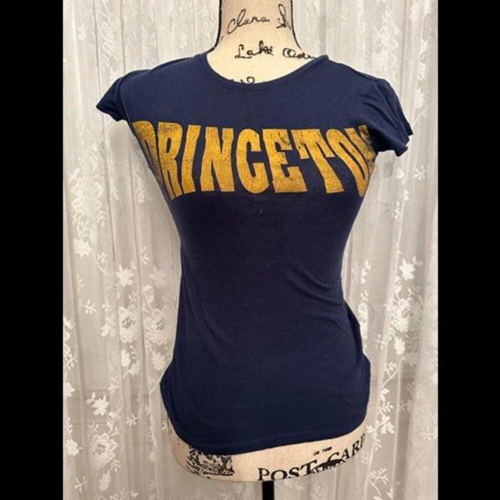 Elevate Your Wardrobe with the Princeton University T-Shirt!
